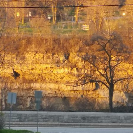 Your Oasis in Niagara Falls Canada Bagian luar foto